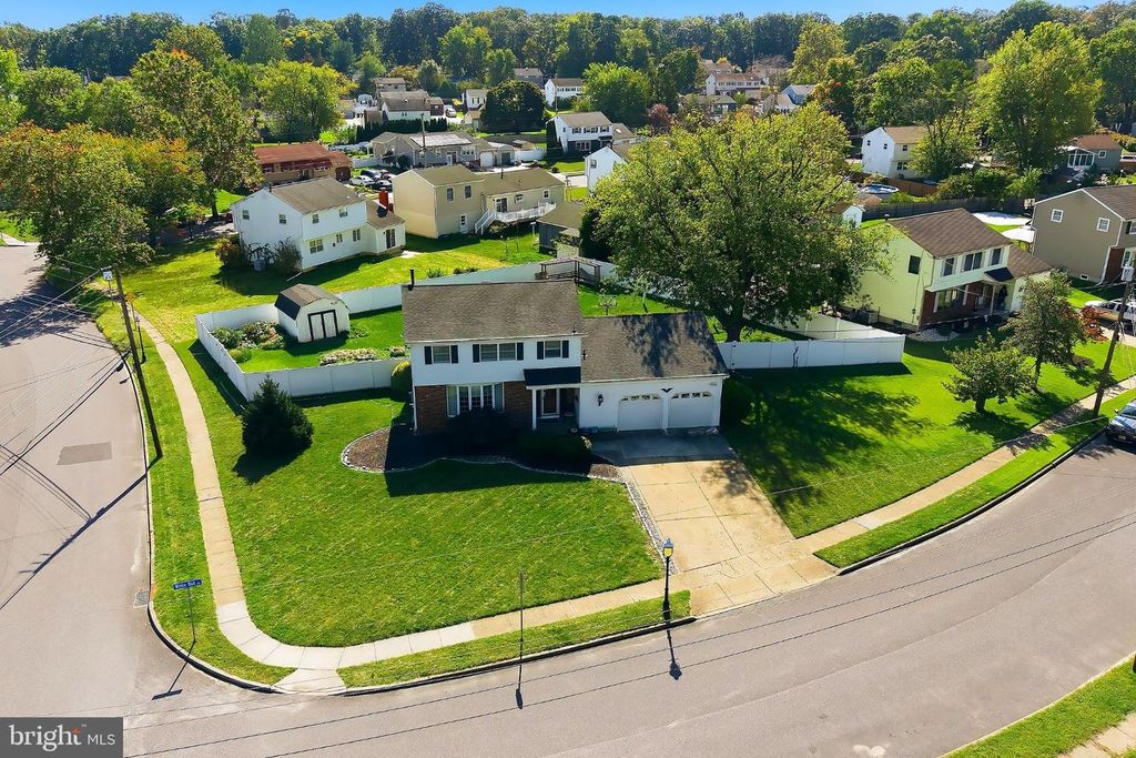 1665 WHITE OAK LN, WILLIAMSTOWN, NJ 08094 — exterior