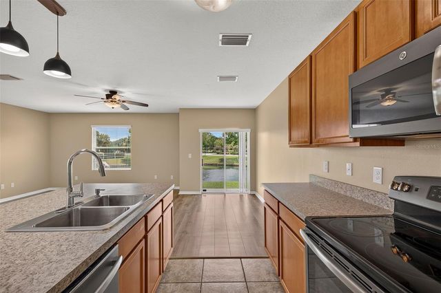 817 ASHENTREE DRIVE, Plant City, FL 33563