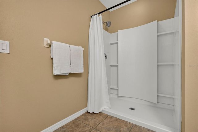 817 ASHENTREE DRIVE, Plant City, FL 33563