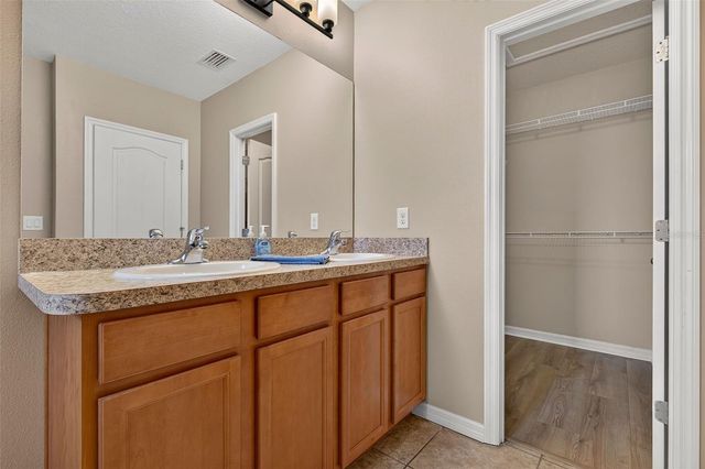 817 ASHENTREE DRIVE, Plant City, FL 33563