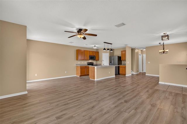 817 ASHENTREE DRIVE, Plant City, FL 33563