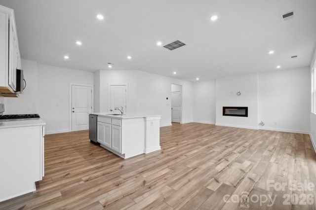 826 Olde England Drive, Lincolnton, NC 28092