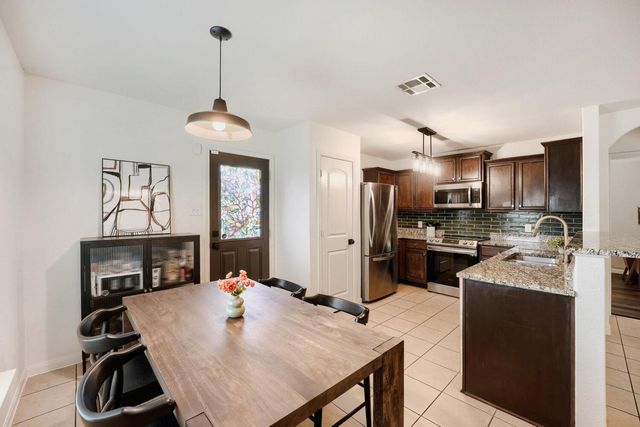 116 Millers LOOP, Jarrell, TX 76537