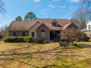 118 Lotus Place, Hot Springs, AR 71901