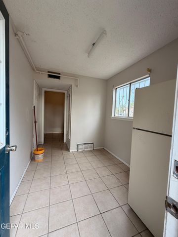 1845 TOMMY AARON Drive, El Paso, TX 79936
