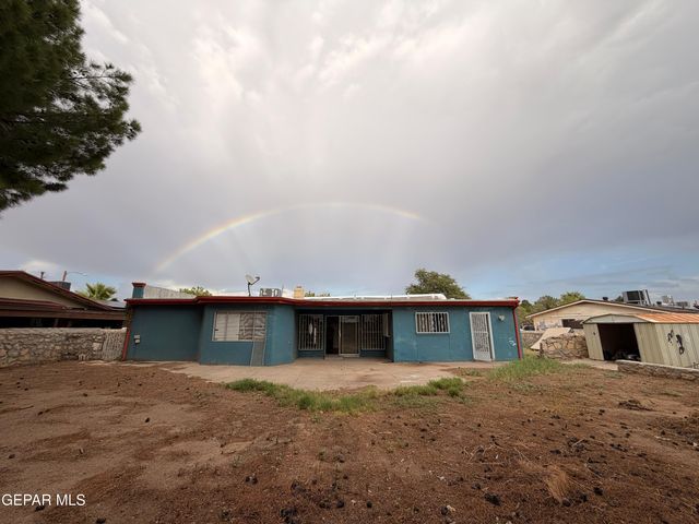 1845 TOMMY AARON Drive, El Paso, TX 79936