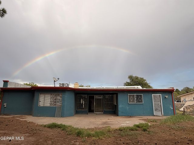 1845 TOMMY AARON Drive, El Paso, TX 79936