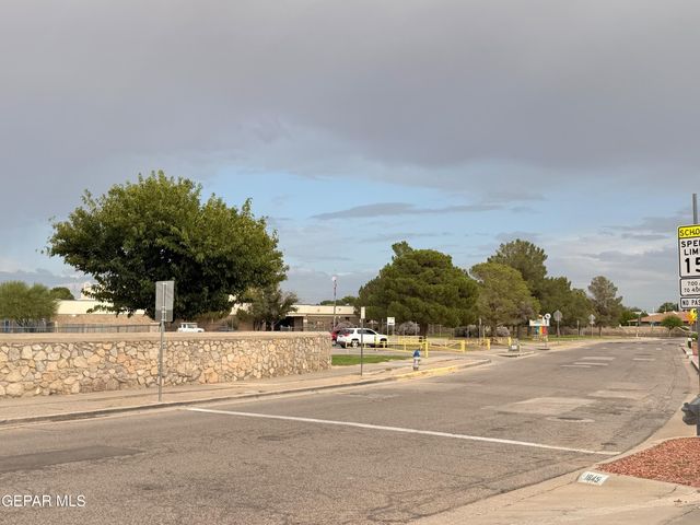 1845 TOMMY AARON Drive, El Paso, TX 79936
