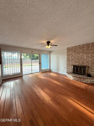 1845 TOMMY AARON Drive, El Paso, TX 79936