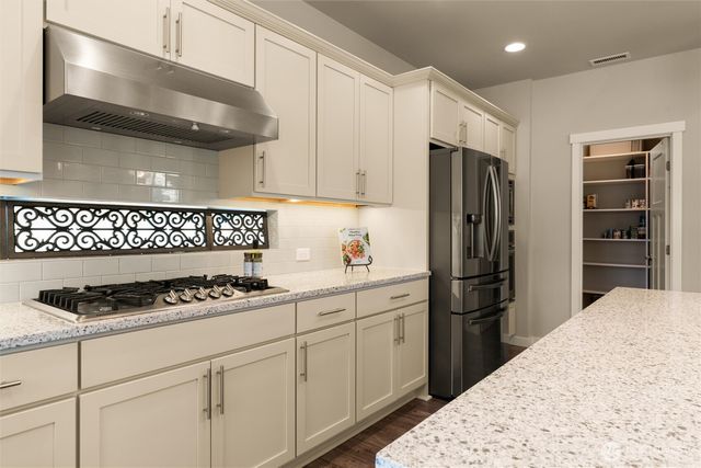 3920 146th Street SE, Mill Creek, WA 98012
