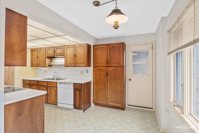 1730 W GALENA Boulevard 305W, Aurora, IL 60506