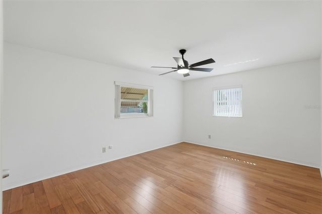 2800 54TH STREET N, St Petersburg, FL 33710