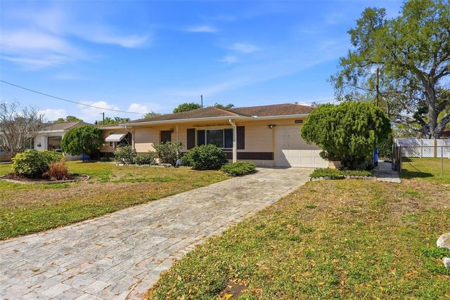 2800 54TH STREET N, St Petersburg, FL 33710