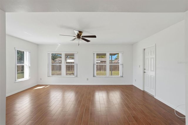 2800 54TH STREET N, St Petersburg, FL 33710