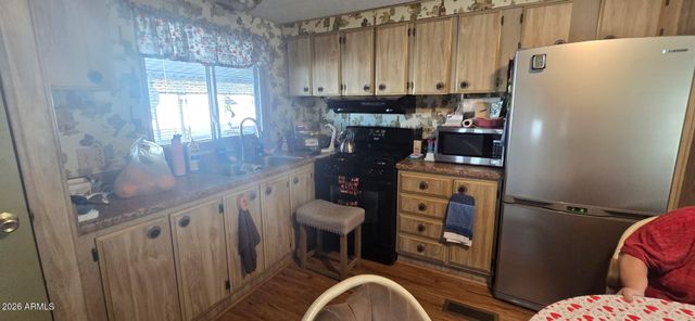 800 W Apache Trail 18, Apache Junction, AZ 85120