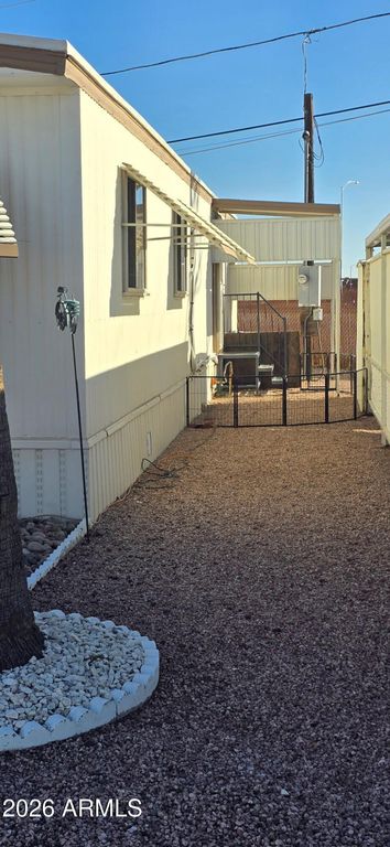 800 W Apache Trail 18, Apache Junction, AZ 85120