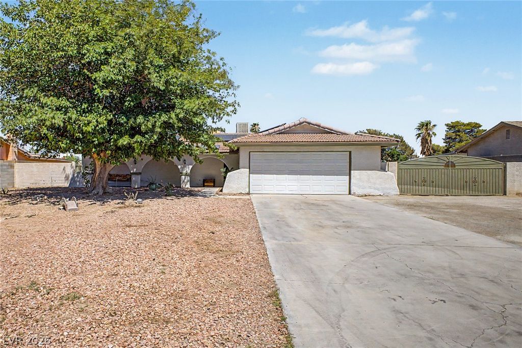 4309 Lake Tahoe Street, Las Vegas, NV 89130 — photo 2