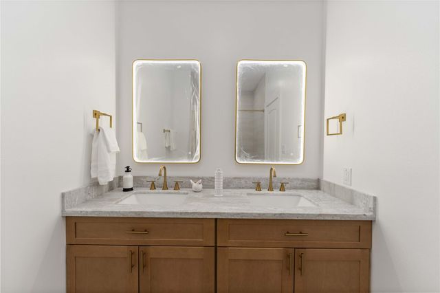 7129 Springdale Street B, Houston, TX 77028