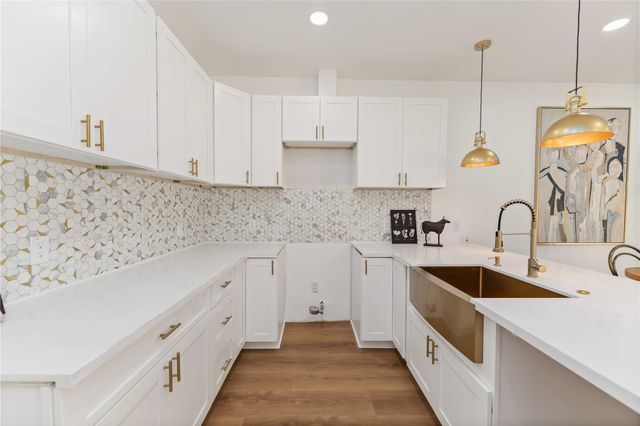 7129 Springdale Street B, Houston, TX 77028