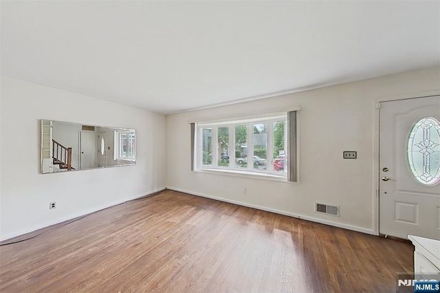 747 Brookside Road, Rahway, NJ 07065