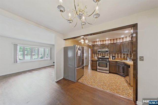 747 Brookside Road, Rahway, NJ 07065
