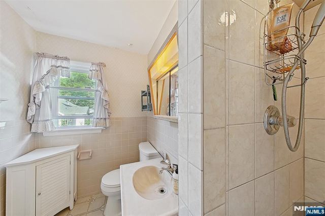 747 Brookside Road, Rahway, NJ 07065