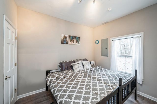 5038 Everest Lane N, Plymouth, MN 55446