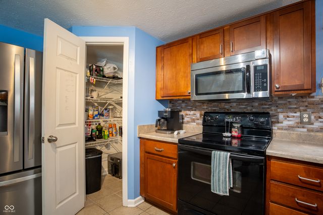 7083 N Abilene Way, Mccordsville, IN 46055