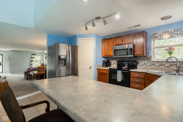 7083 N Abilene Way, Mccordsville, IN 46055