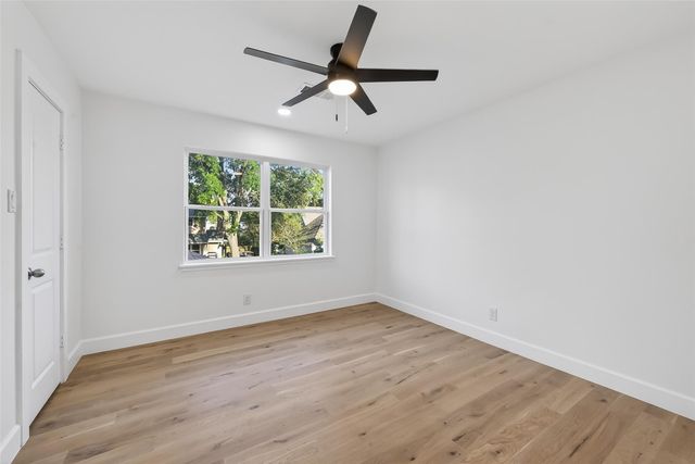 2734 Triway Lane, Houston, TX 77043