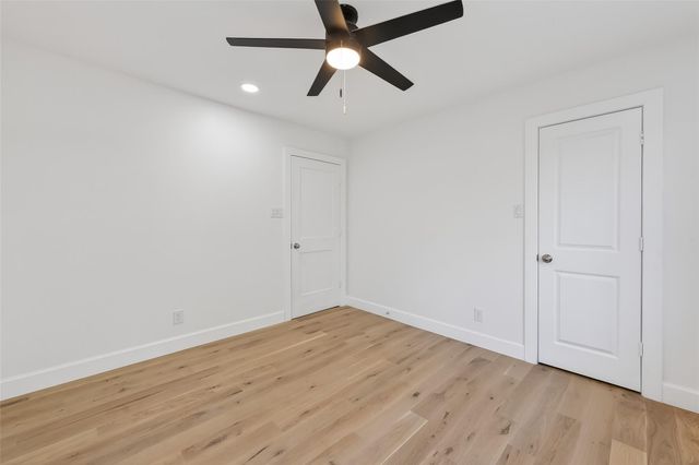 2734 Triway Lane, Houston, TX 77043
