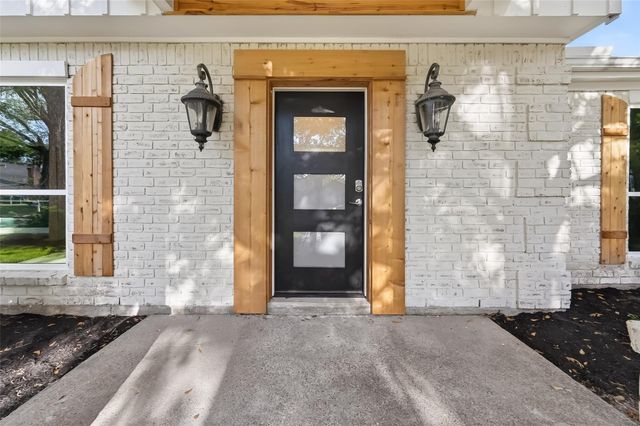 2734 Triway Lane, Houston, TX 77043