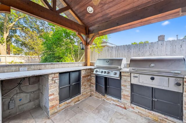 2734 Triway Lane, Houston, TX 77043