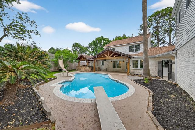 2734 Triway Lane, Houston, TX 77043