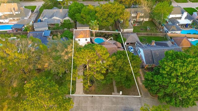 2734 Triway Lane, Houston, TX 77043