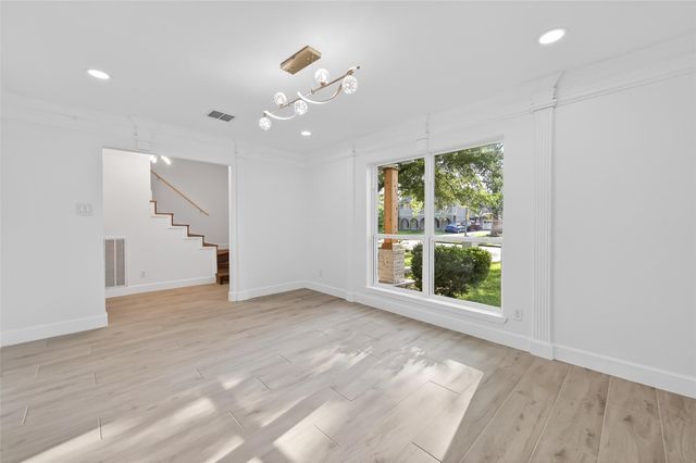2734 Triway Lane, Houston, TX 77043