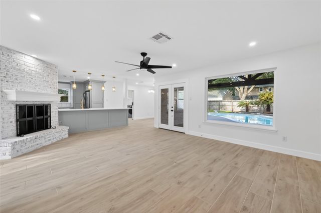 2734 Triway Lane, Houston, TX 77043
