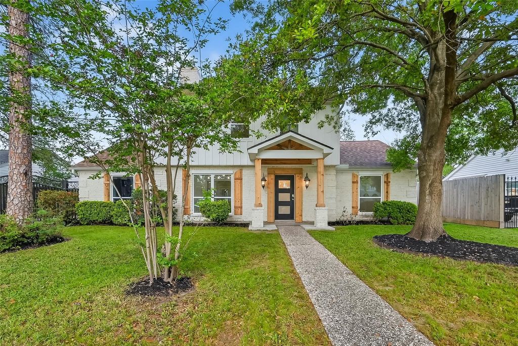 2734 Triway Lane, Houston, TX 77043