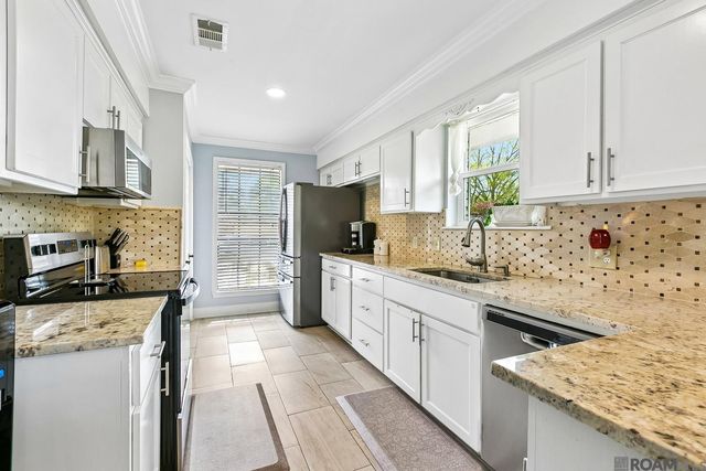 14415 Richardson Dr, Greenwell Springs, LA 70739