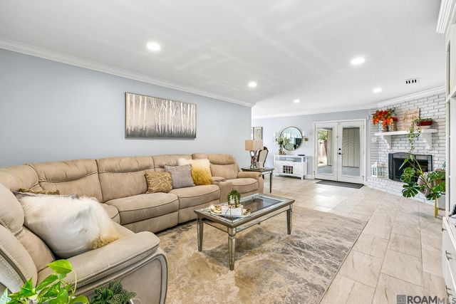 14415 Richardson Dr, Greenwell Springs, LA 70739