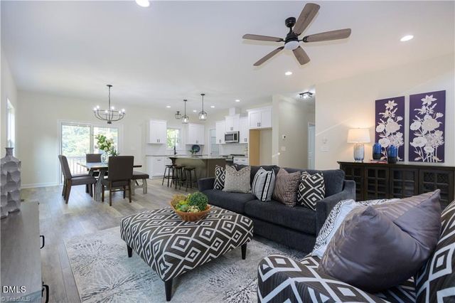 540 N Timberlea Street, Liberty, NC 27298