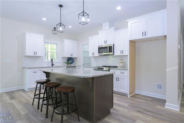 540 N Timberlea Street, Liberty, NC 27298