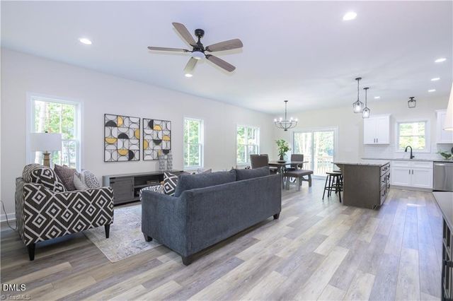 540 N Timberlea Street, Liberty, NC 27298