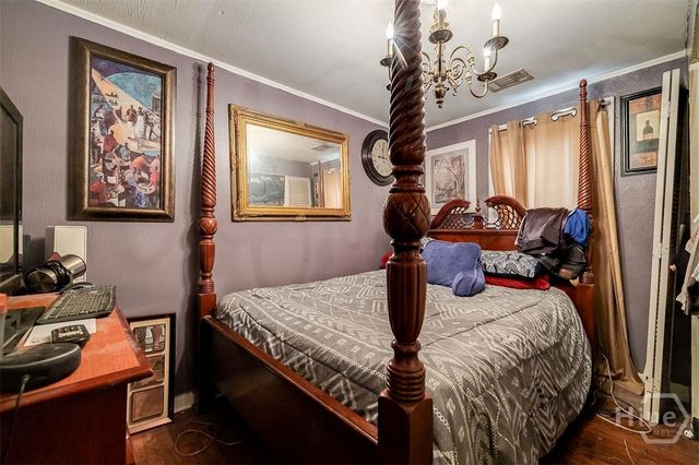 915 Porter Street, Savannah, GA 31415