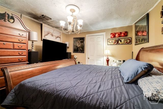 915 Porter Street, Savannah, GA 31415