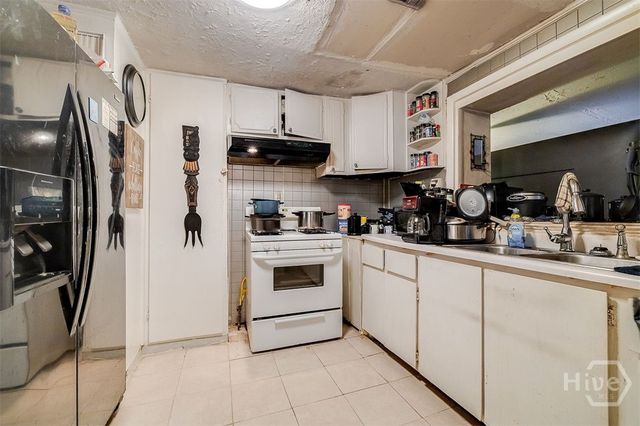 915 Porter Street, Savannah, GA 31415