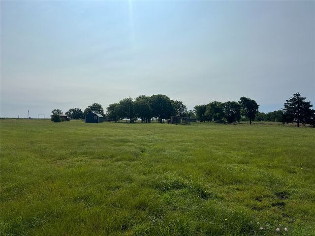 1091 CR 4870, Leonard, TX 75452