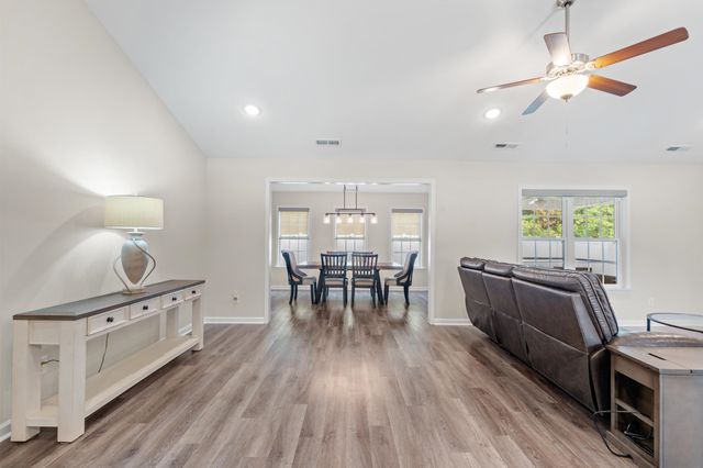 3324 Merganser Dr., Conway, SC 29527