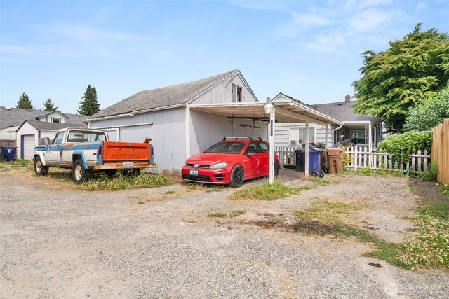 7822 S Park Avenue, Tacoma, WA 98408