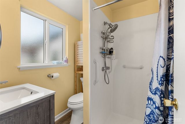 7822 S Park Avenue, Tacoma, WA 98408